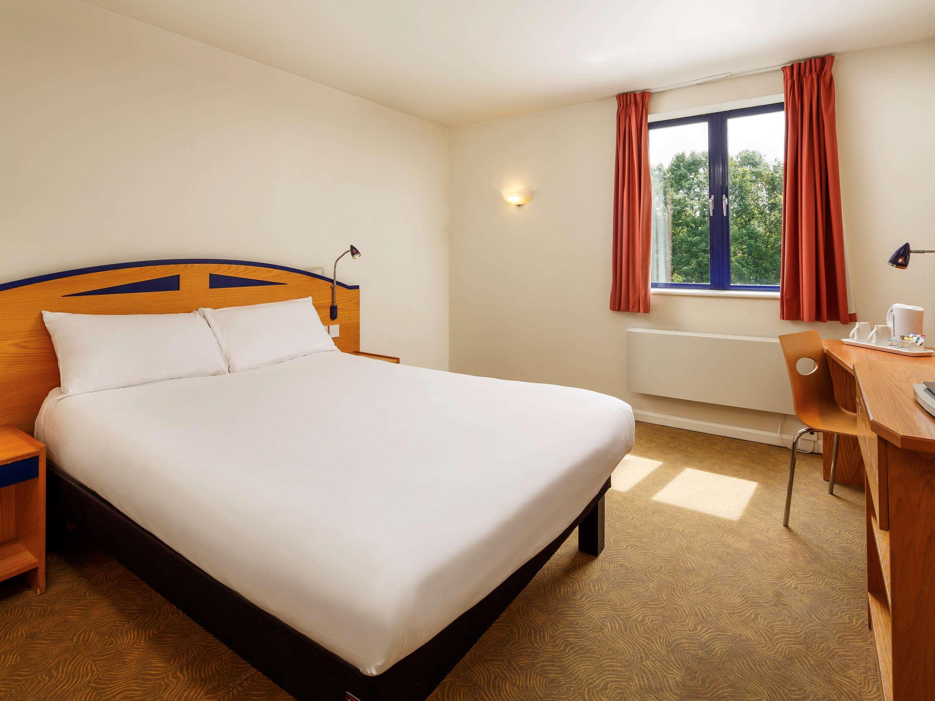 Ibis Wellingborough Exterior foto